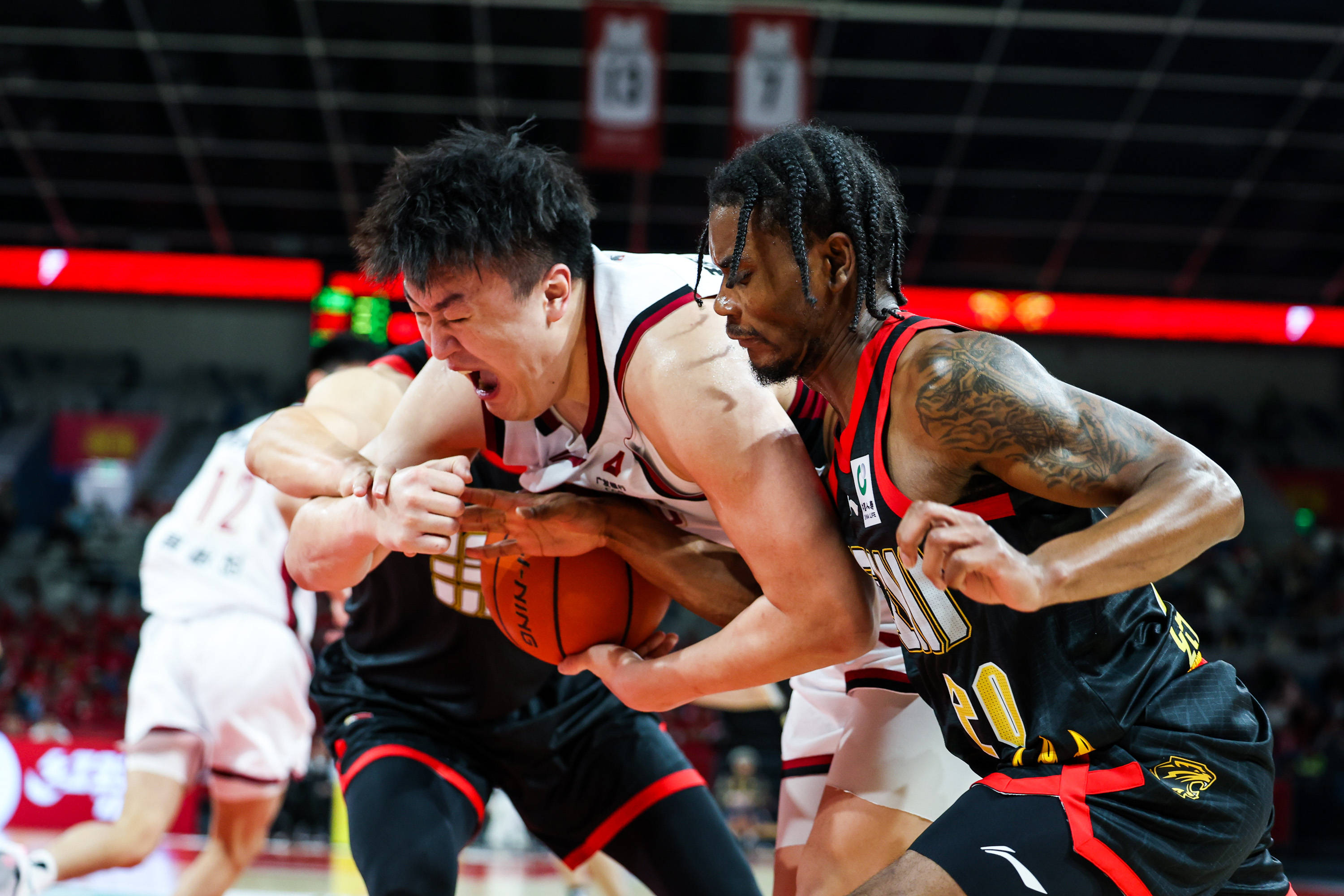九游娱乐登录入口-关于广东宏远清晨迎来里程碑广厦男篮清晨手感冰凉，这操作让人直呼：费城76人状态回暖备战国王杯的信息